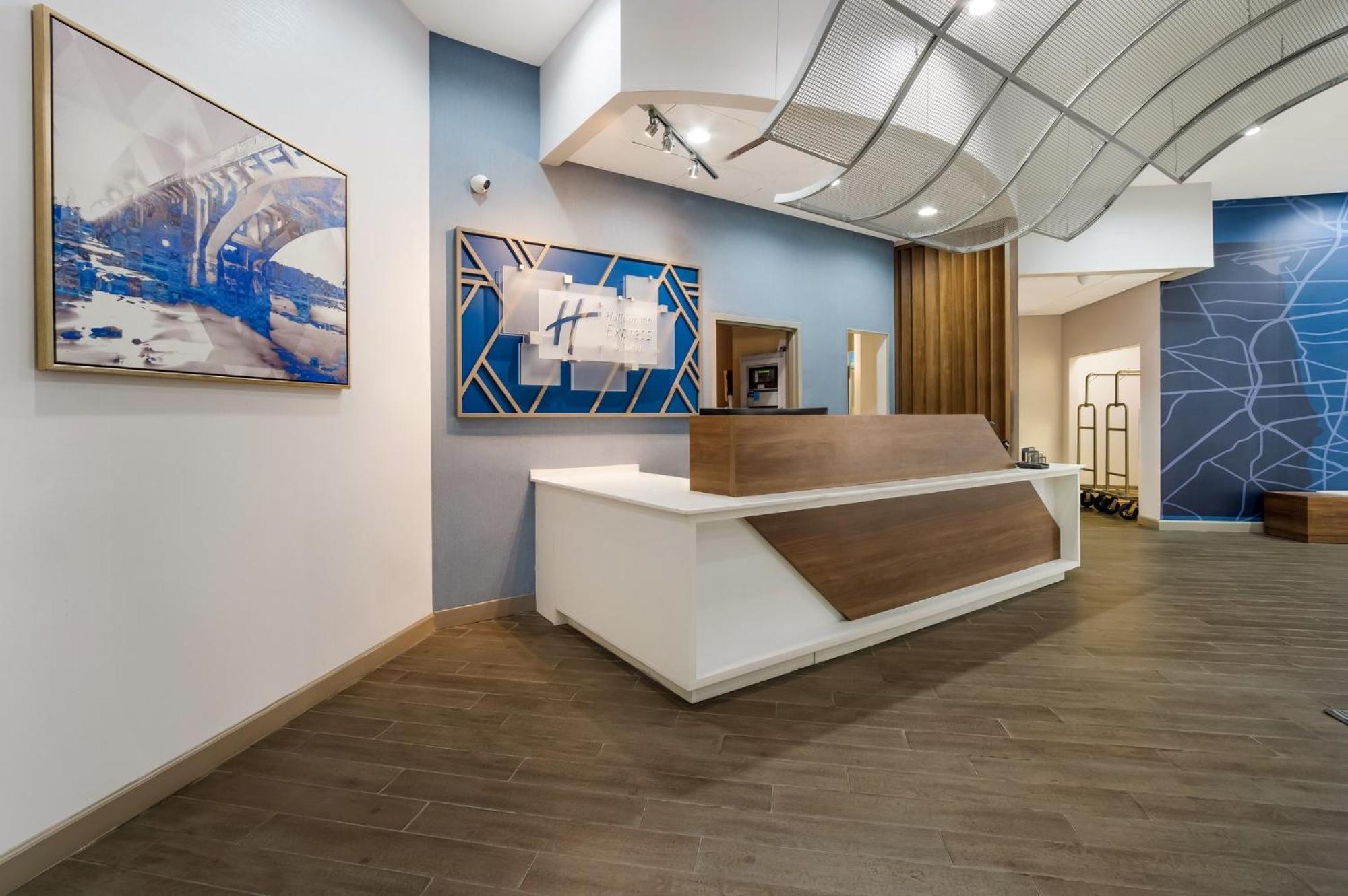 Holiday Inn Express & Suites Lexington By Ihg Luaran gambar