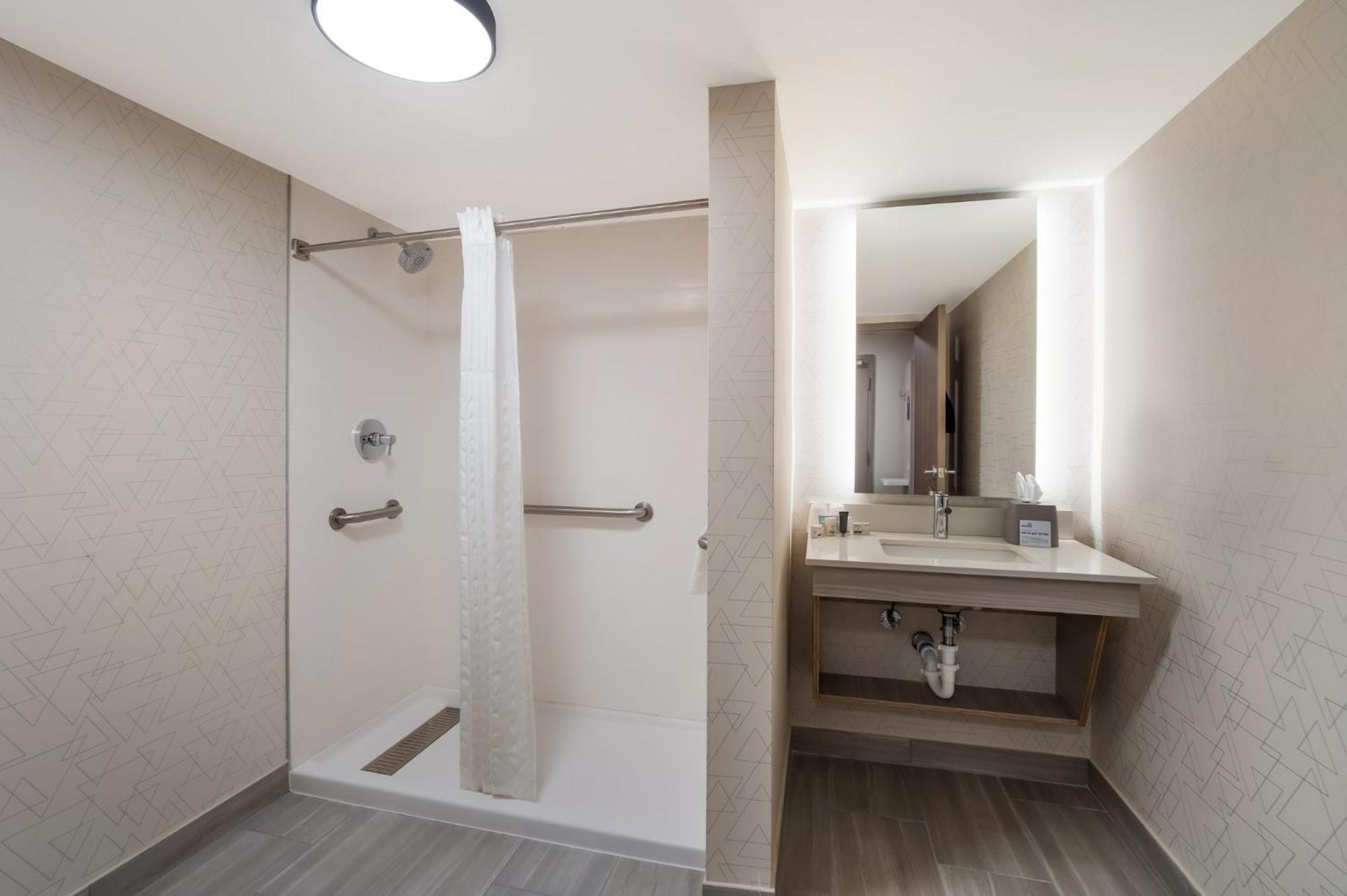 Holiday Inn Express & Suites Lexington By Ihg Luaran gambar