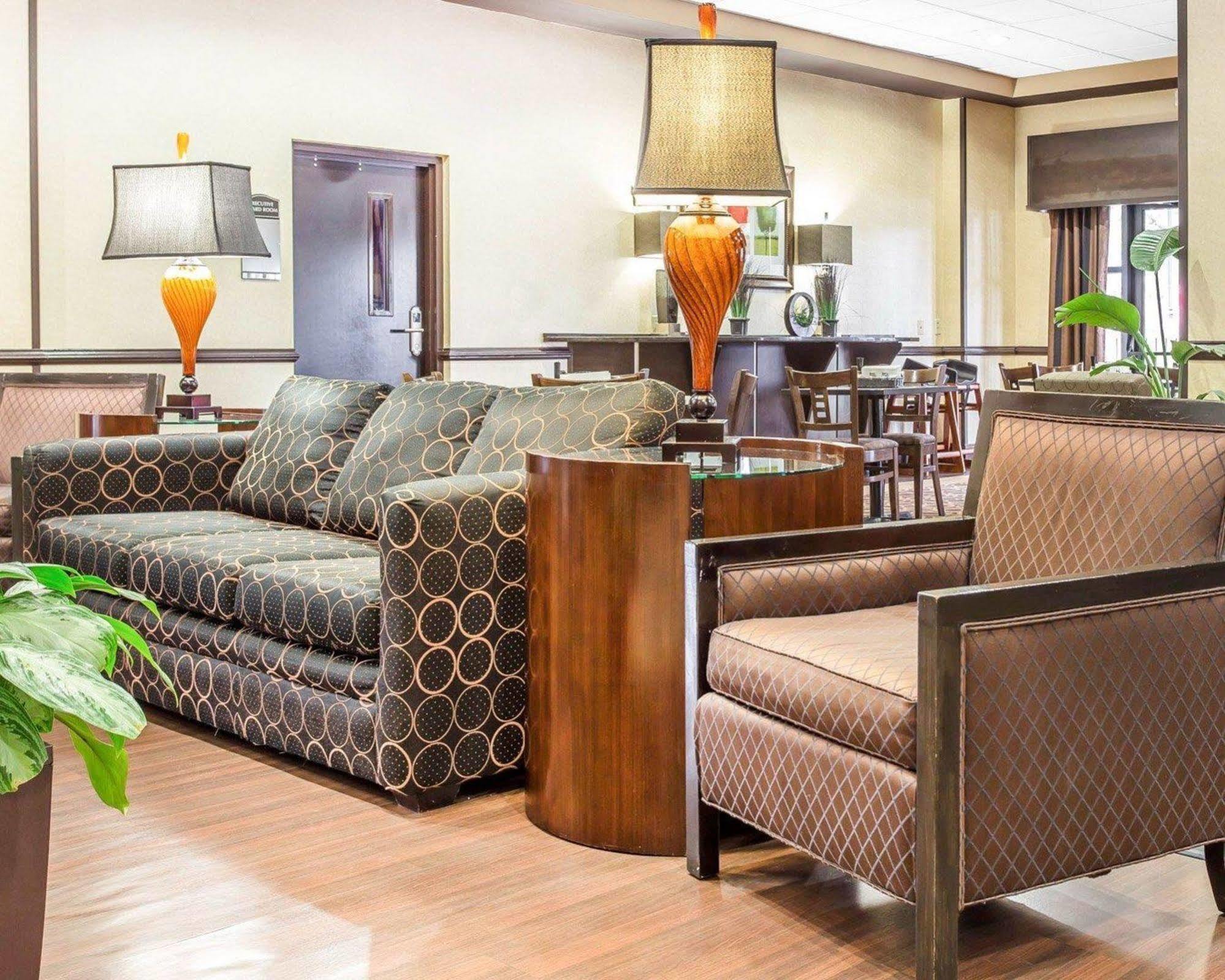 Holiday Inn Express & Suites Lexington By Ihg Luaran gambar